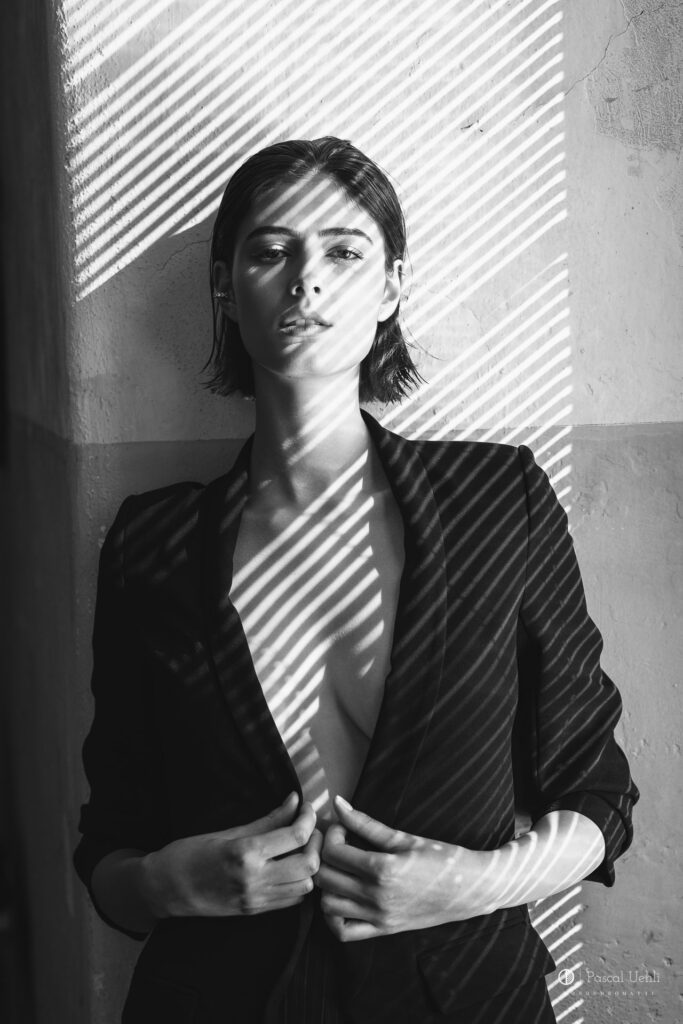 model, Dayane, Pascal Uehli, portrait, black and white, photography, available light