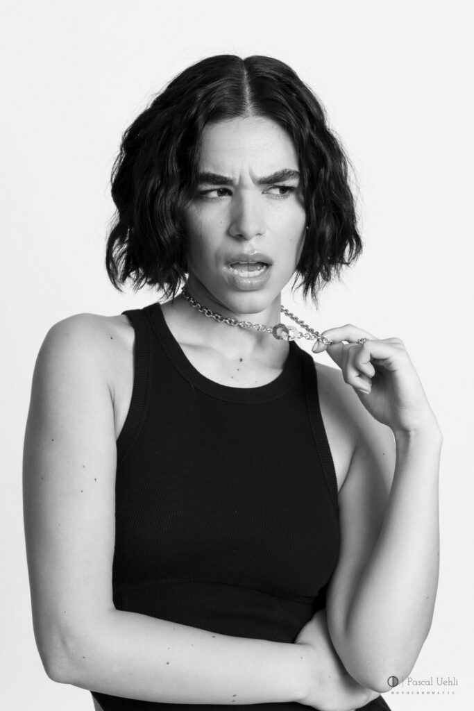 Madeline Cabrall, Pascal Uehli, Model, Black and White, Photography, Portrait, Photo Studio, Fashion