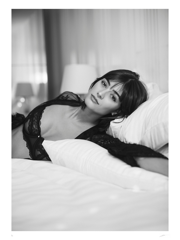 Dayane and pillows