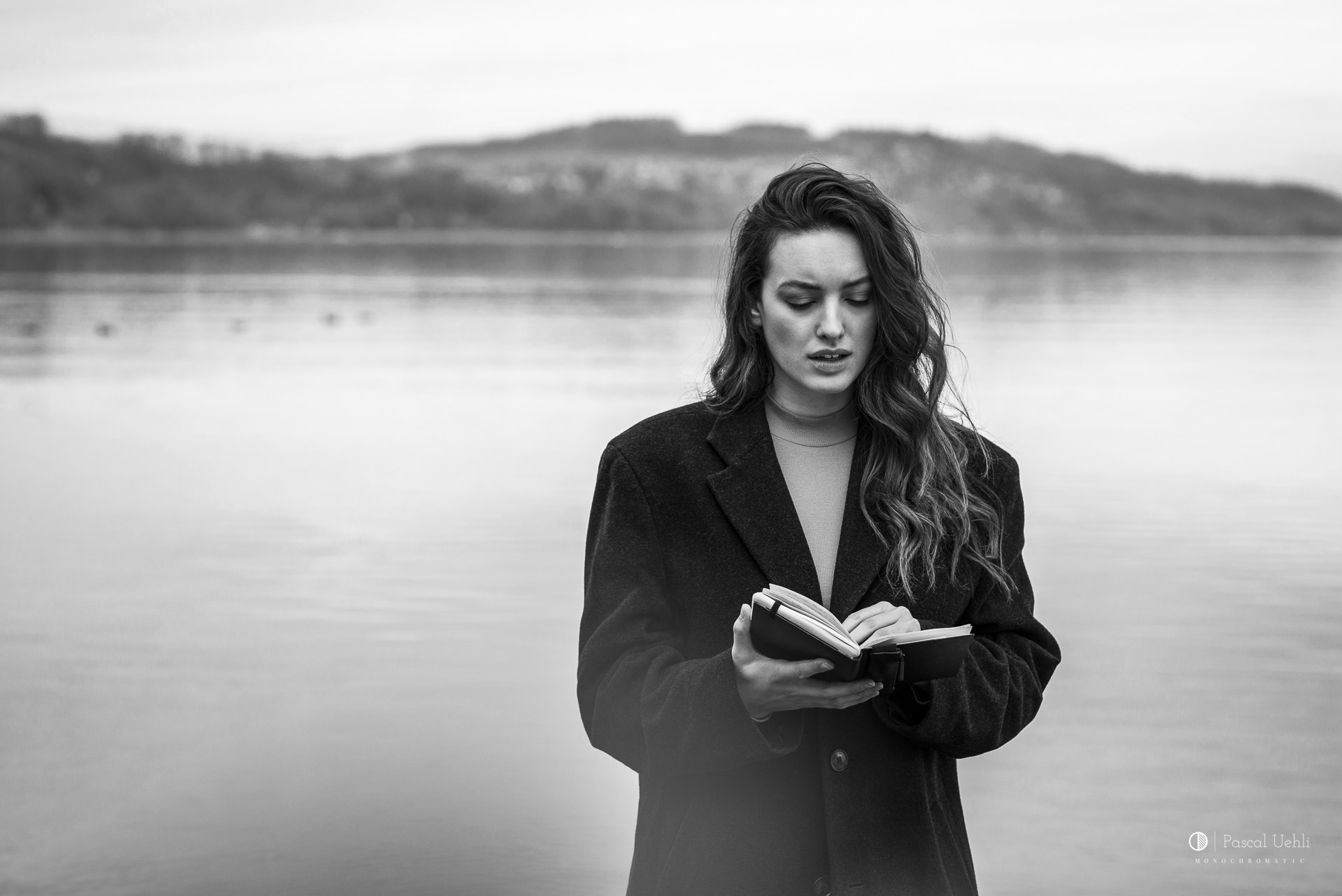 Black and white portrait photography by photographer Pascal Uehli